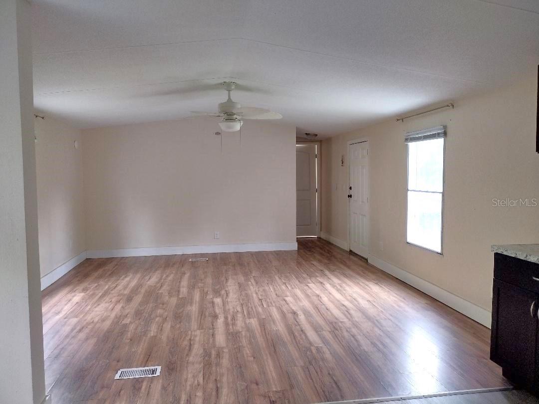 ST JOHNS PARK - Residential