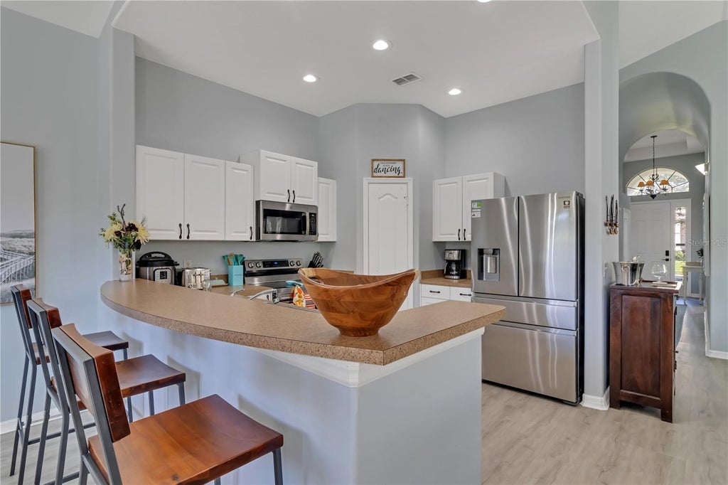 Photo of 926 Tuscan Hills Blvd, Davenport, FL 33897 (MLS # S5156337)