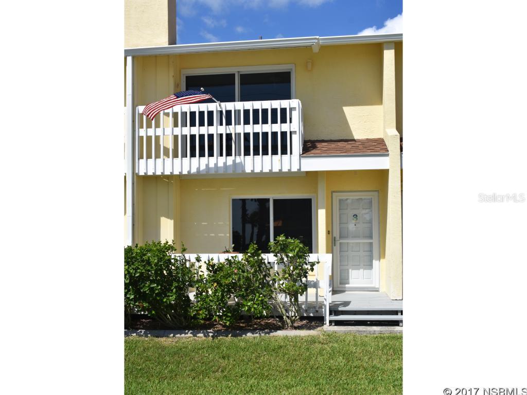 Lighthouse Shores Twnhms Condo - Residential