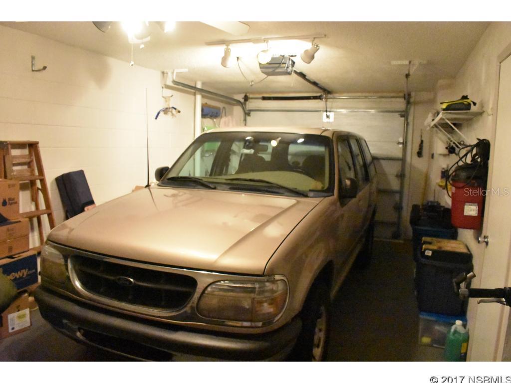 Lighthouse Shores Twnhms Condo - Residential