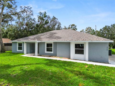 A home in LAKE WALES