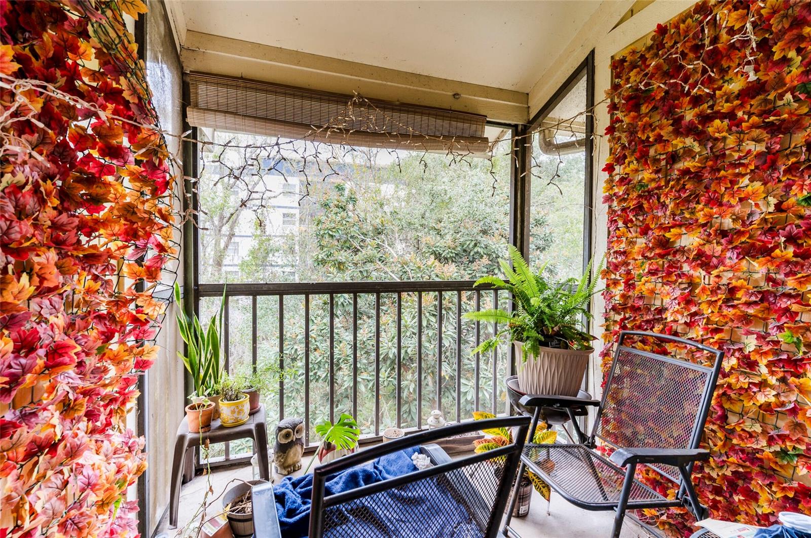 STONE CREEK POINTE A CONDOMINI - Residential