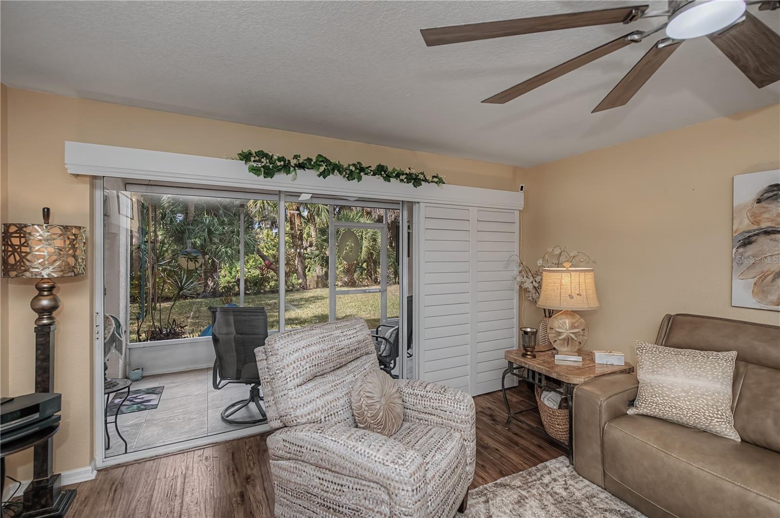 HERITAGE OAK PARK WATERS EDGE - Residential