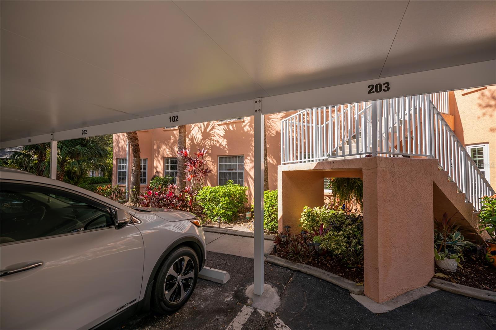 HERITAGE OAK PARK WATERS EDGE - Residential