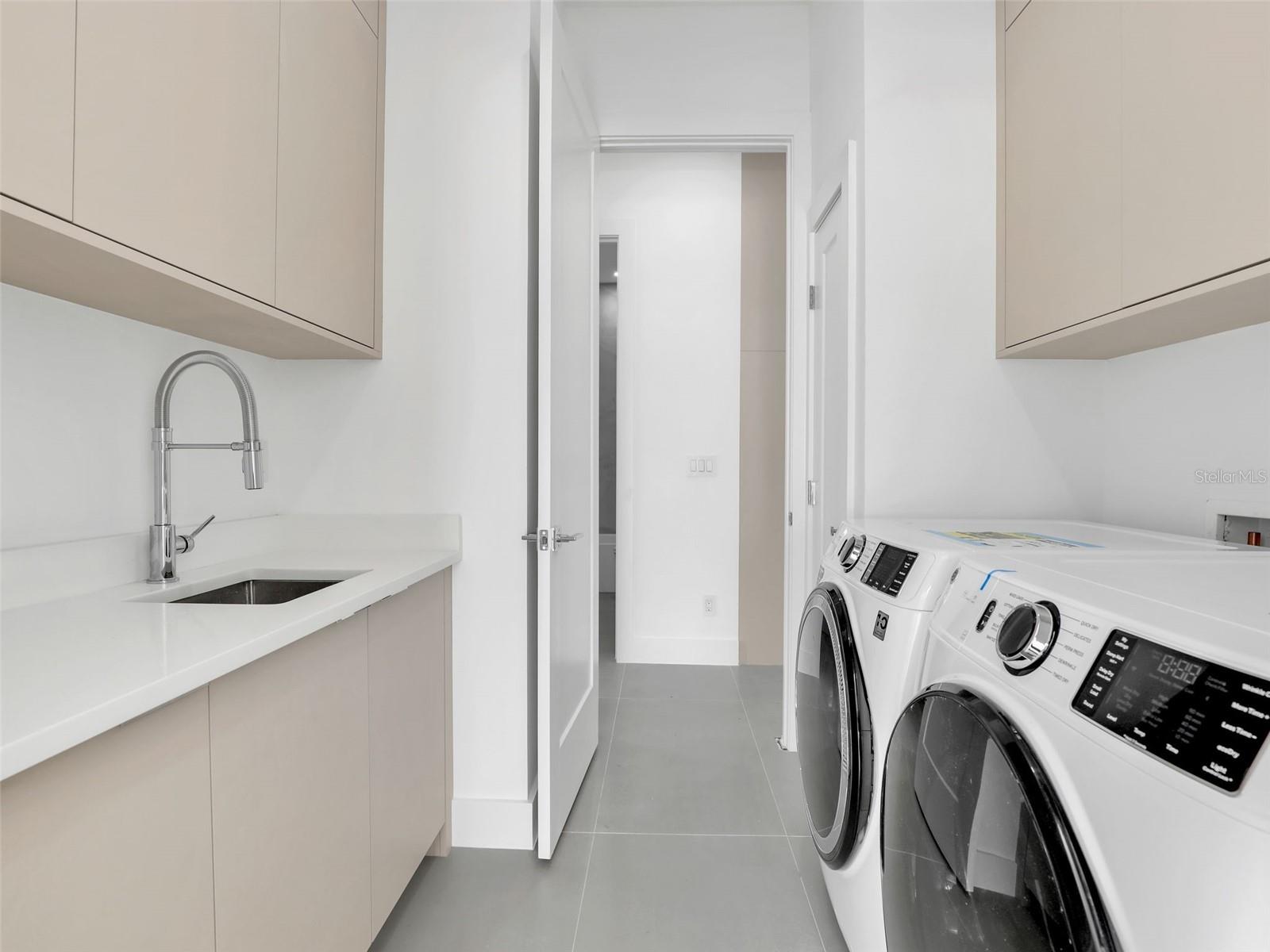 PORT CHARLOTTE SEC 072 - Residential Lease