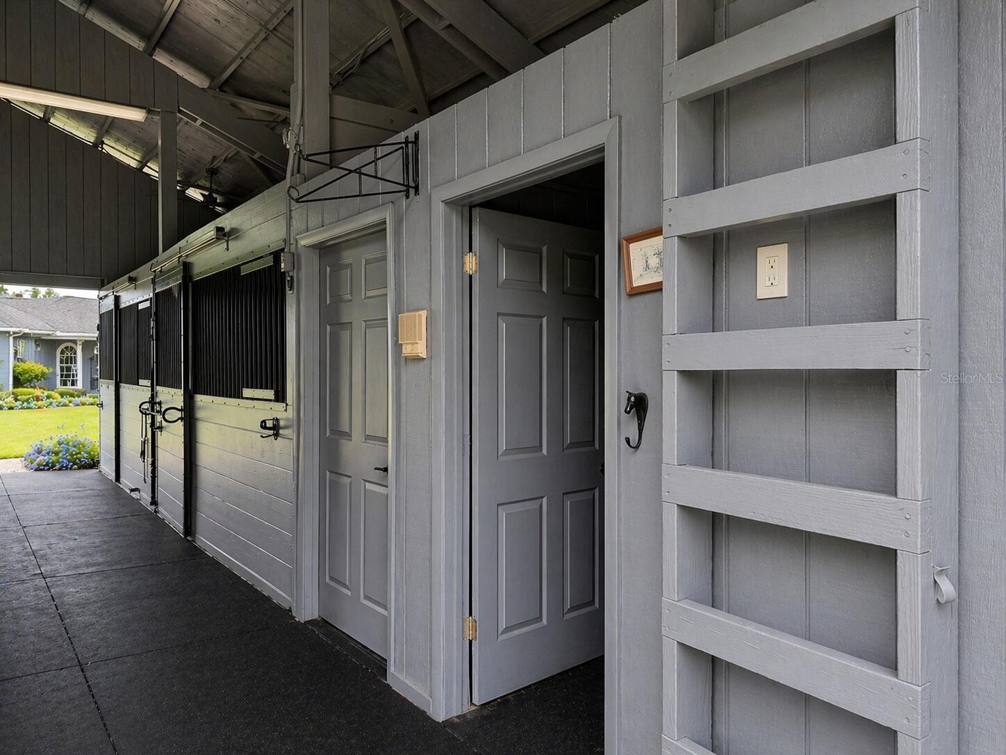 RODRIQUEZ GRANT - Residential