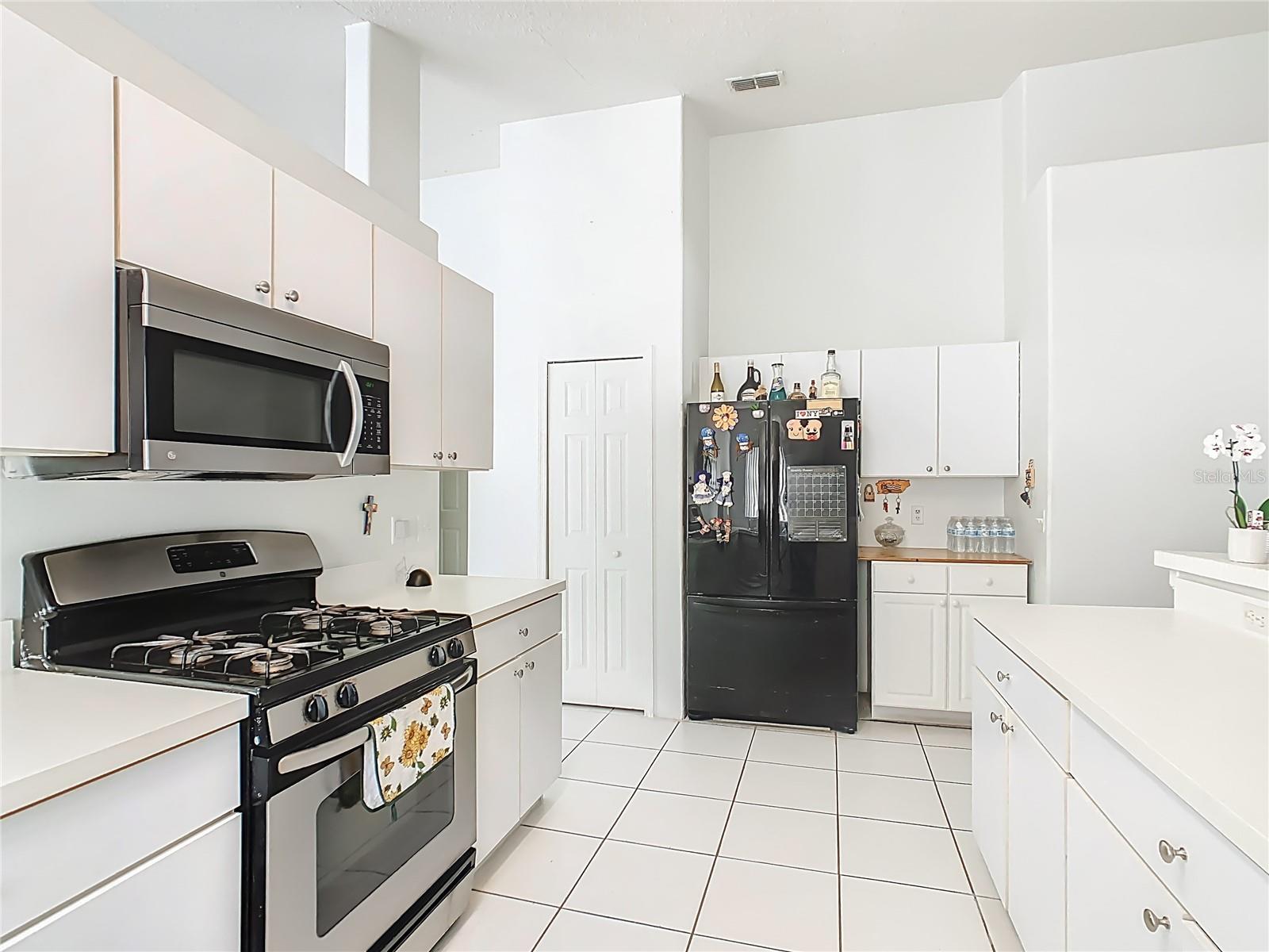 WESTON HILLS PH II - Residential