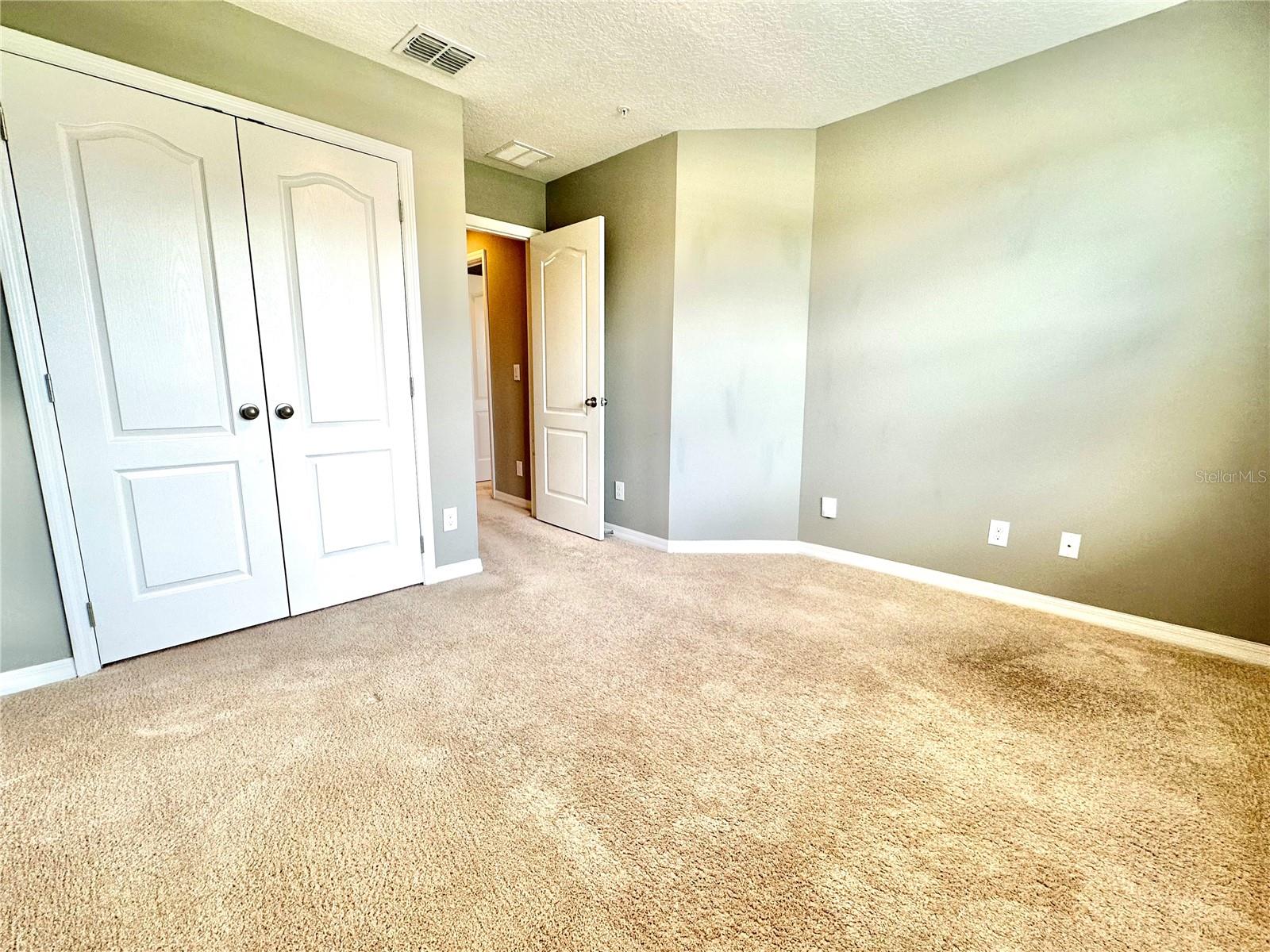 THORNBROOKE PHASE 5 - Residential Lease