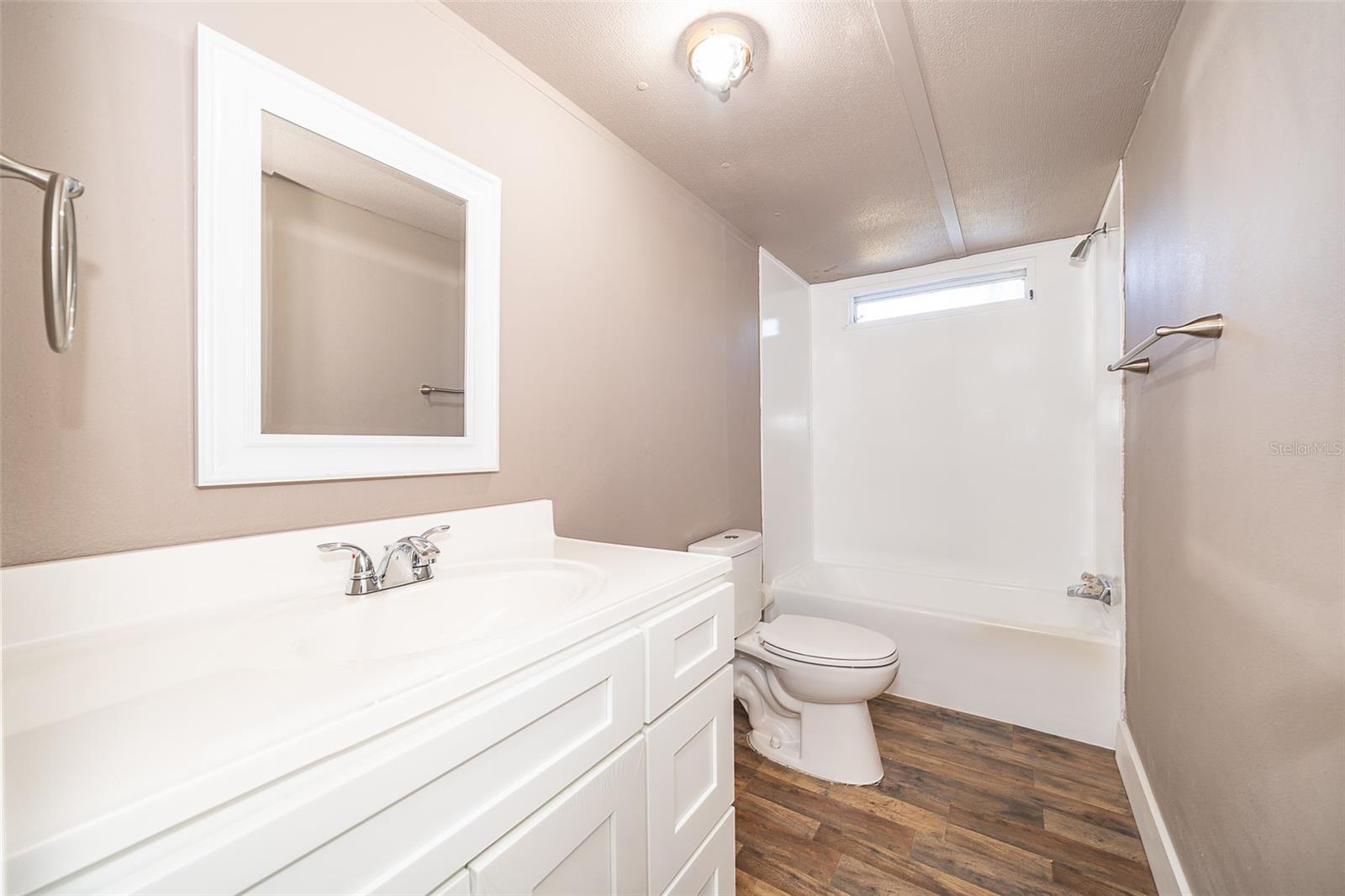 LADY LAKE SKYLINE HILLS UNIT 01 - Residential Lease