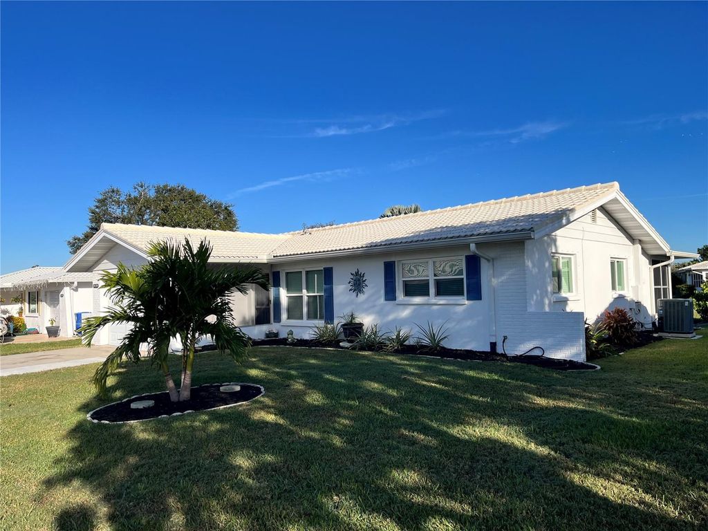 Photo of 3905 Joyce Drive, Bradenton, FL 34208 (MLS # A4676243)