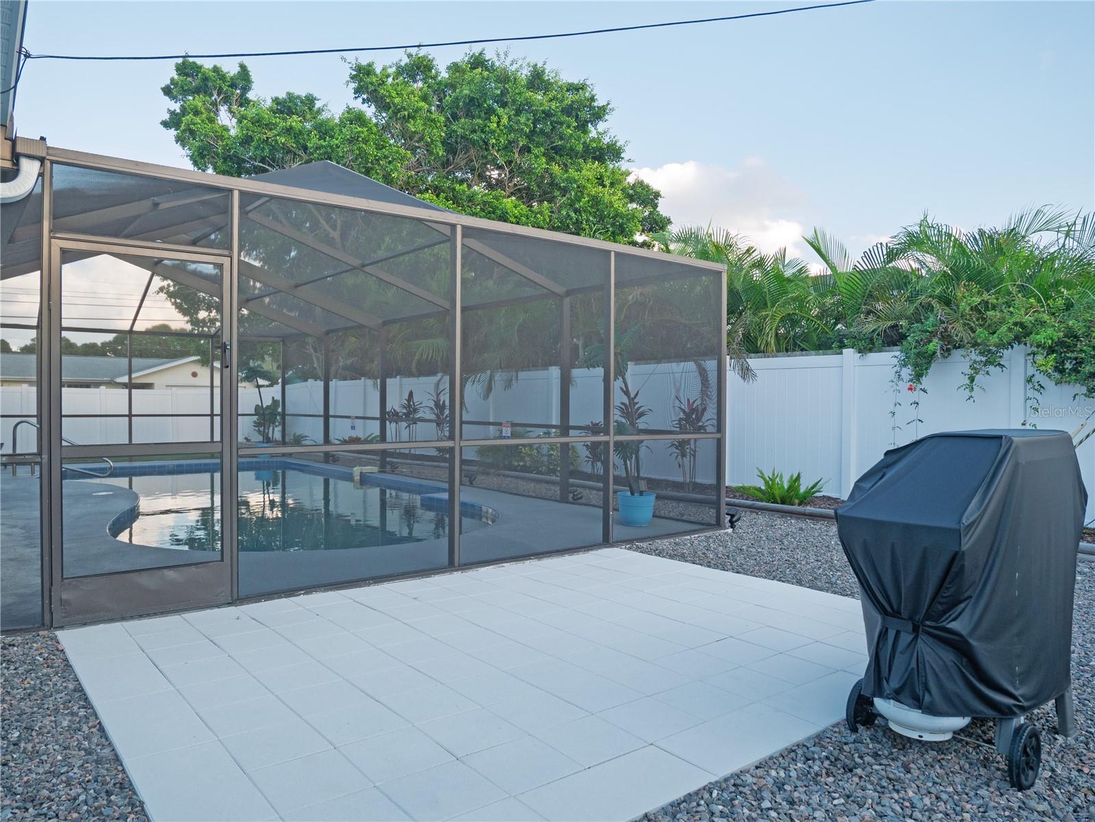 OAKHURST GROVES - Residential