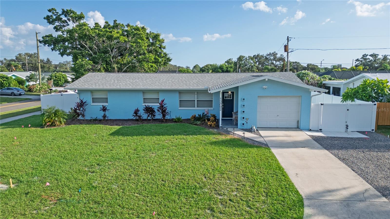 OAKHURST GROVES - Residential