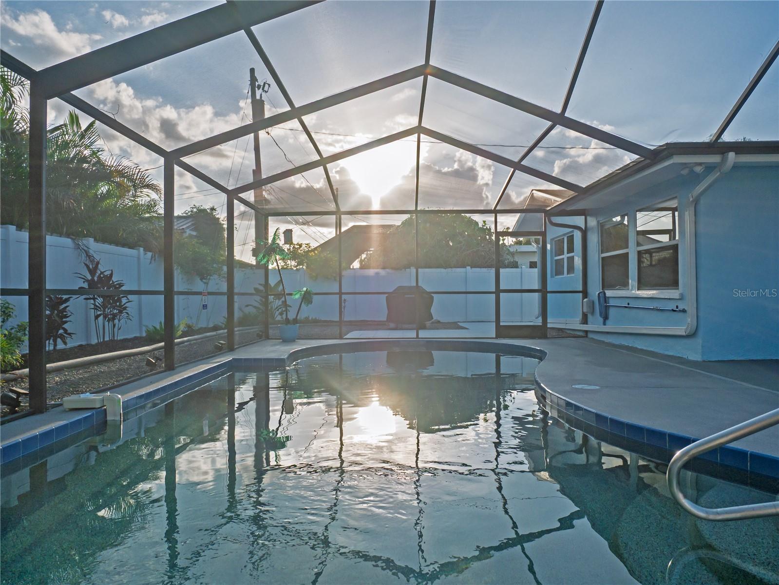 OAKHURST GROVES - Residential