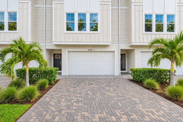 4302 W NORTH B ST UNIT 3, TAMPA, FL 33609 - Image b88045a4a5e86d12f40ca996c1a08a4e/2381410053