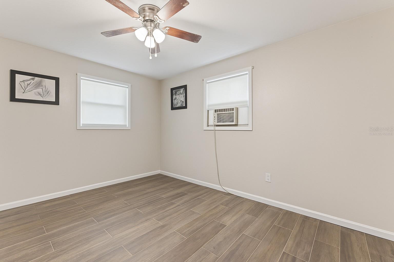 LONGDALE - Residential