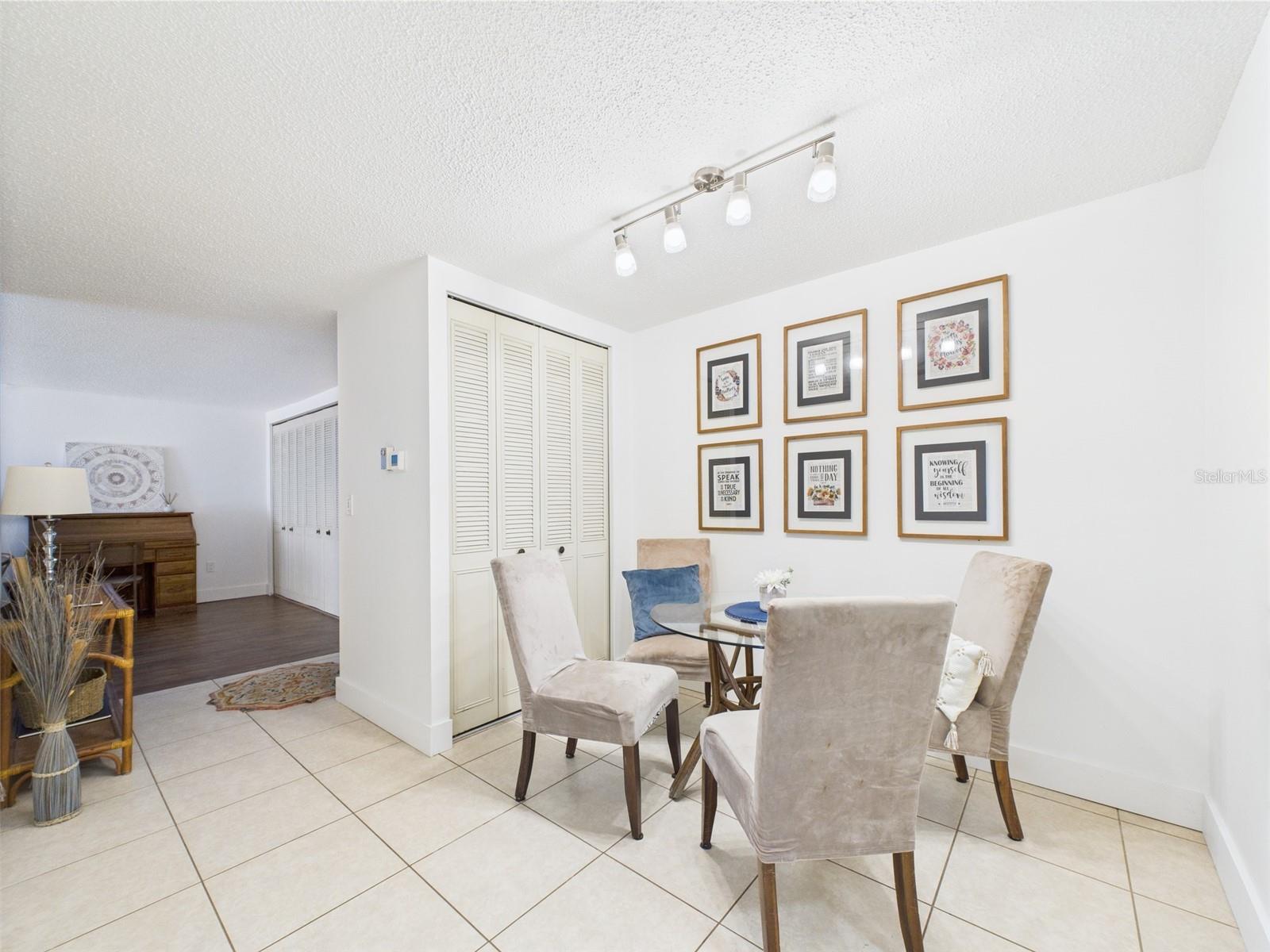 2700 BAYSHORE BOULEVARD 3210