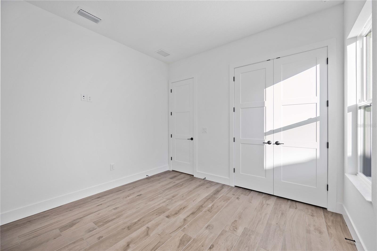 WORTHINGTON - Residential