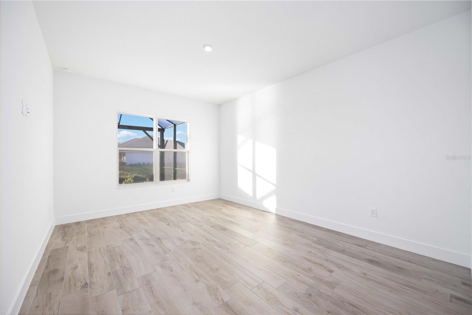 WORTHINGTON - Residential