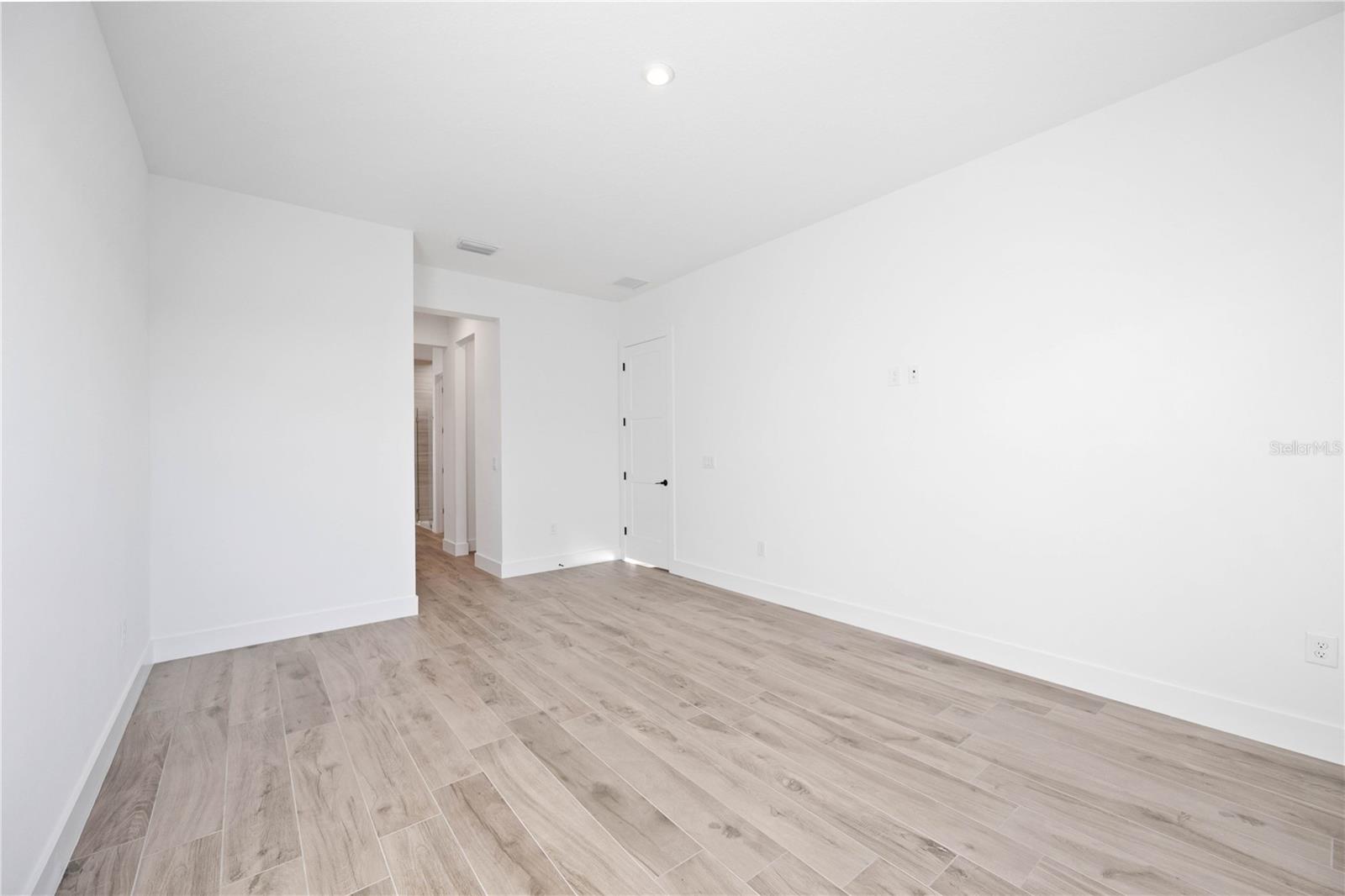 WORTHINGTON - Residential