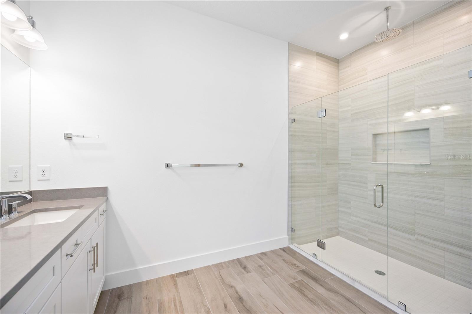 WORTHINGTON - Residential