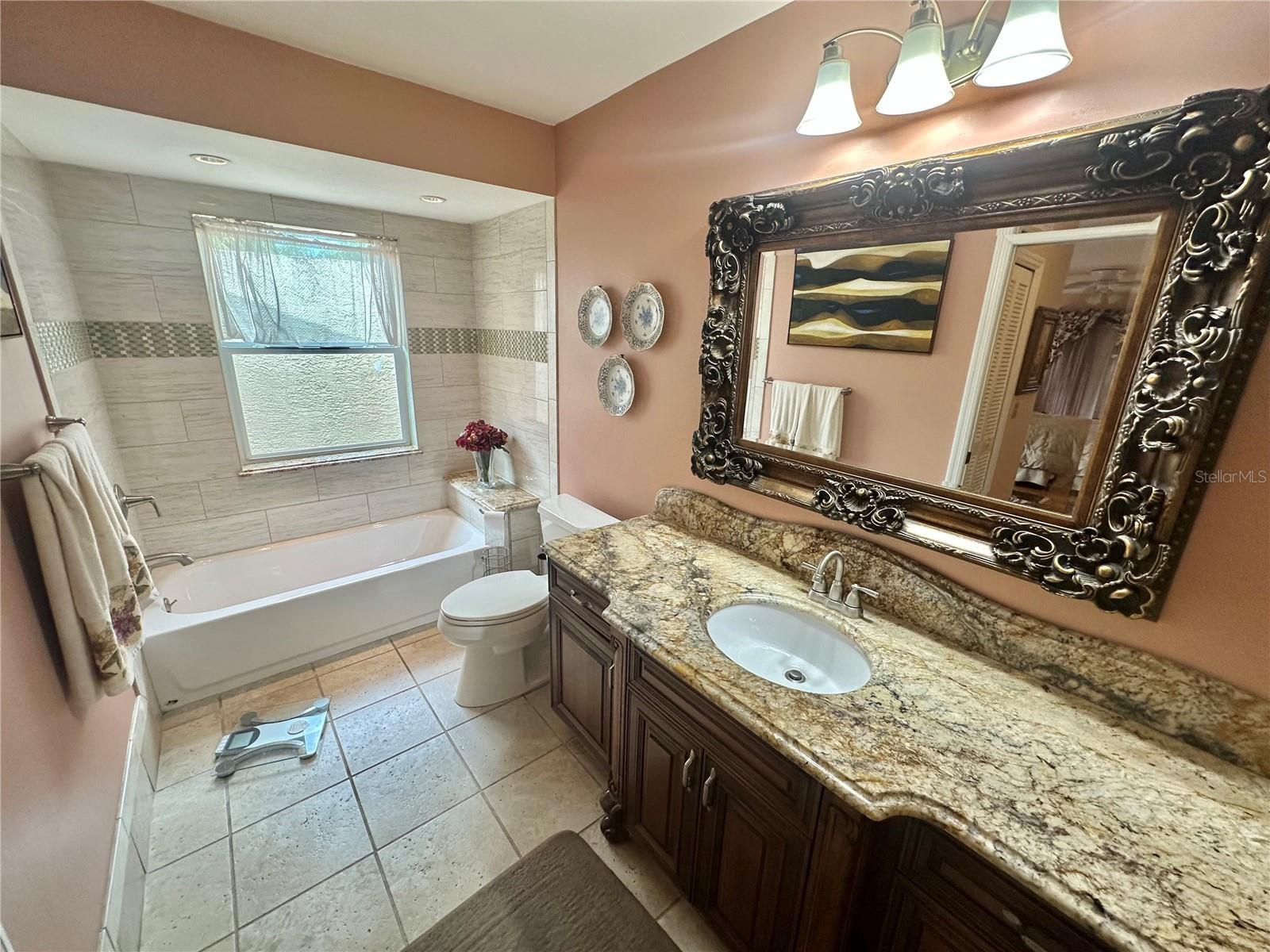 FLOR A MAR - Residential