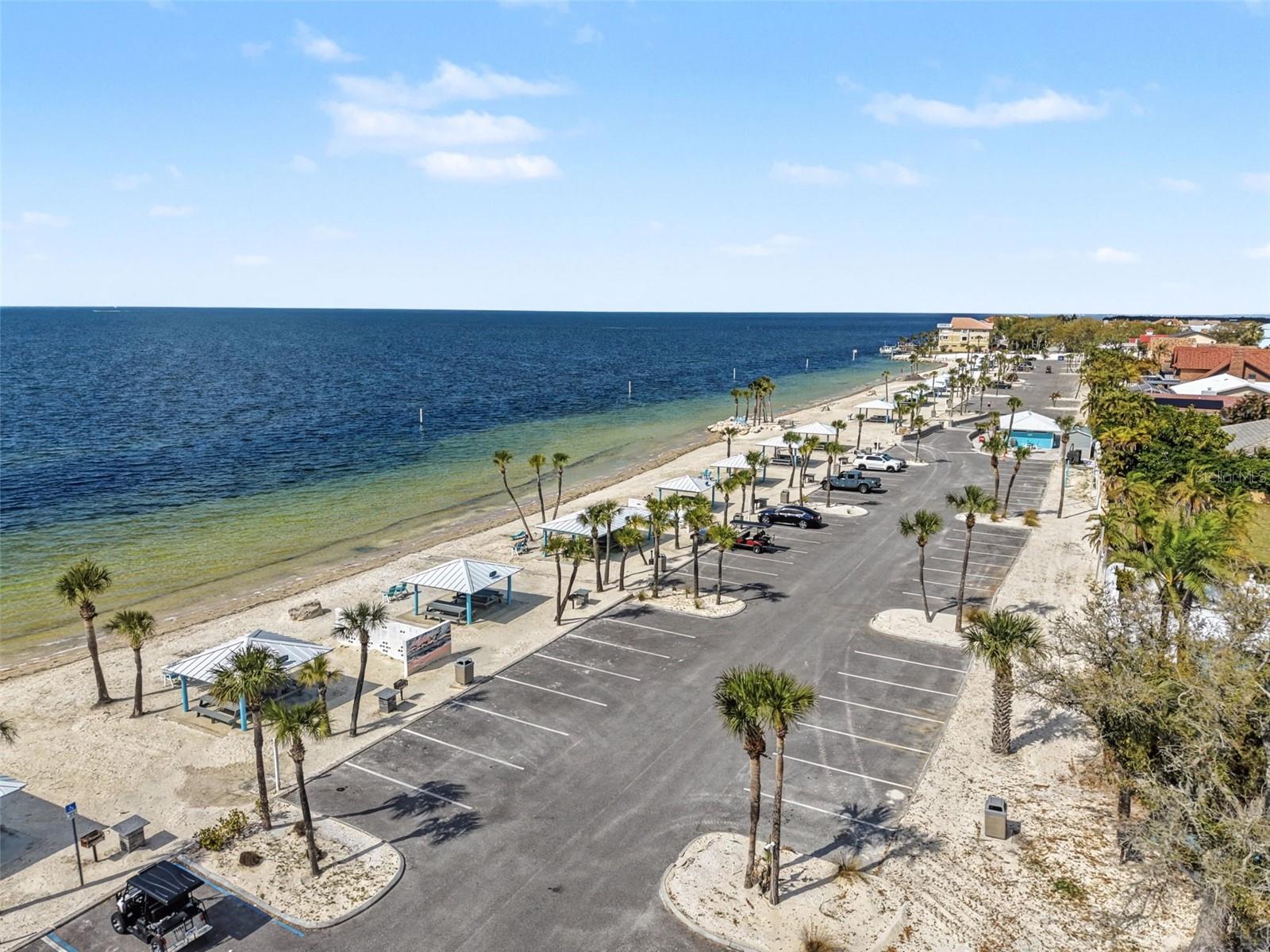 FLOR A MAR - Residential