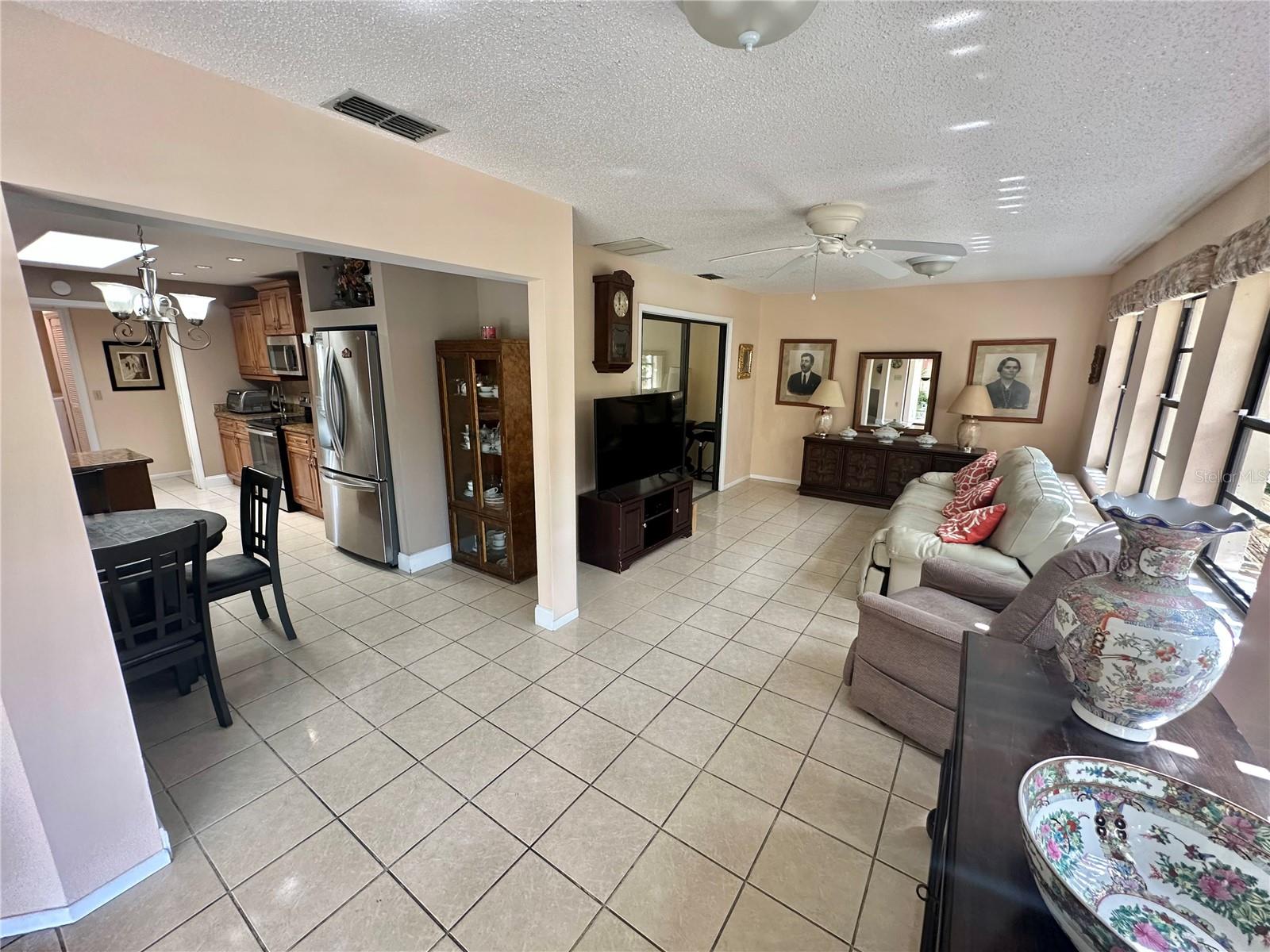 FLOR A MAR - Residential