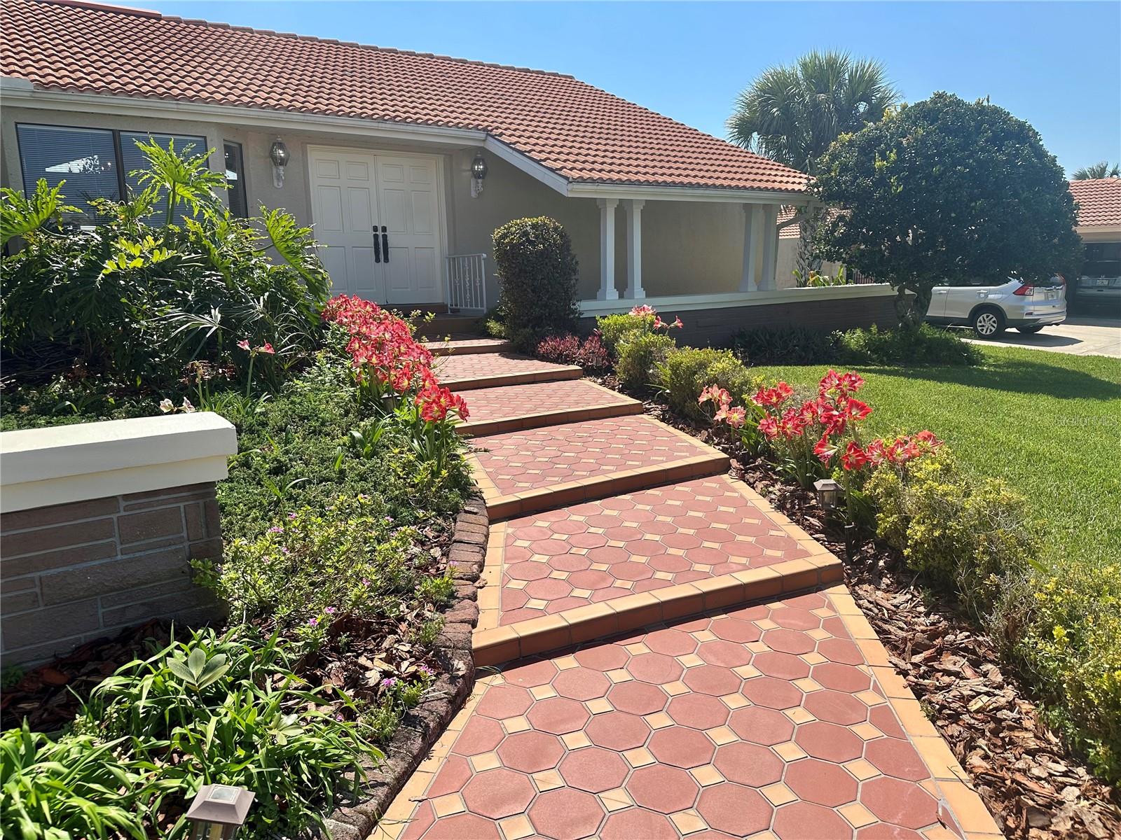 FLOR A MAR - Residential