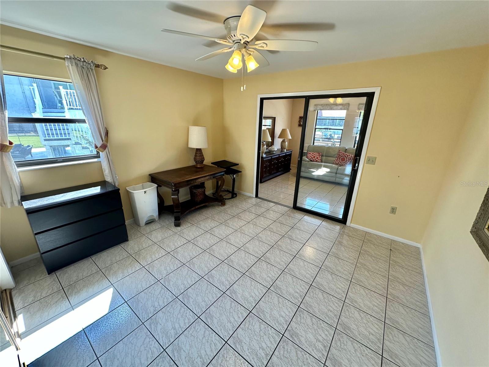 FLOR A MAR - Residential