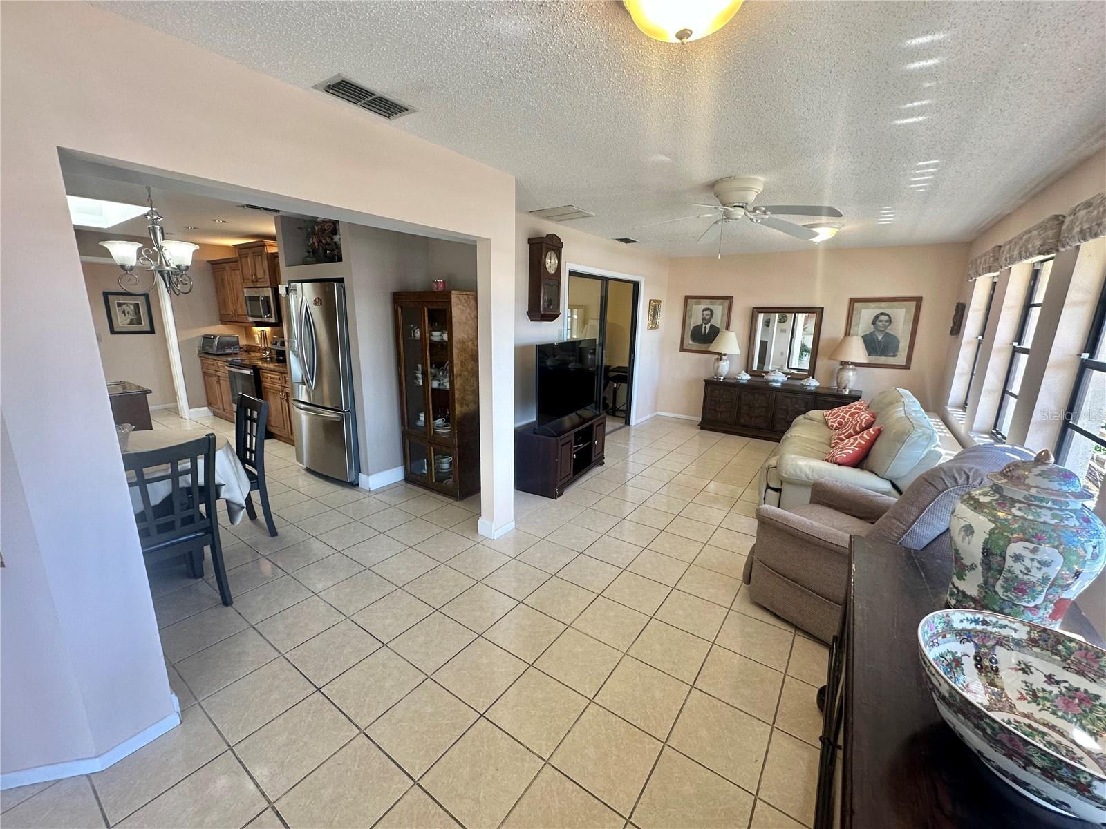 FLOR A MAR - Residential