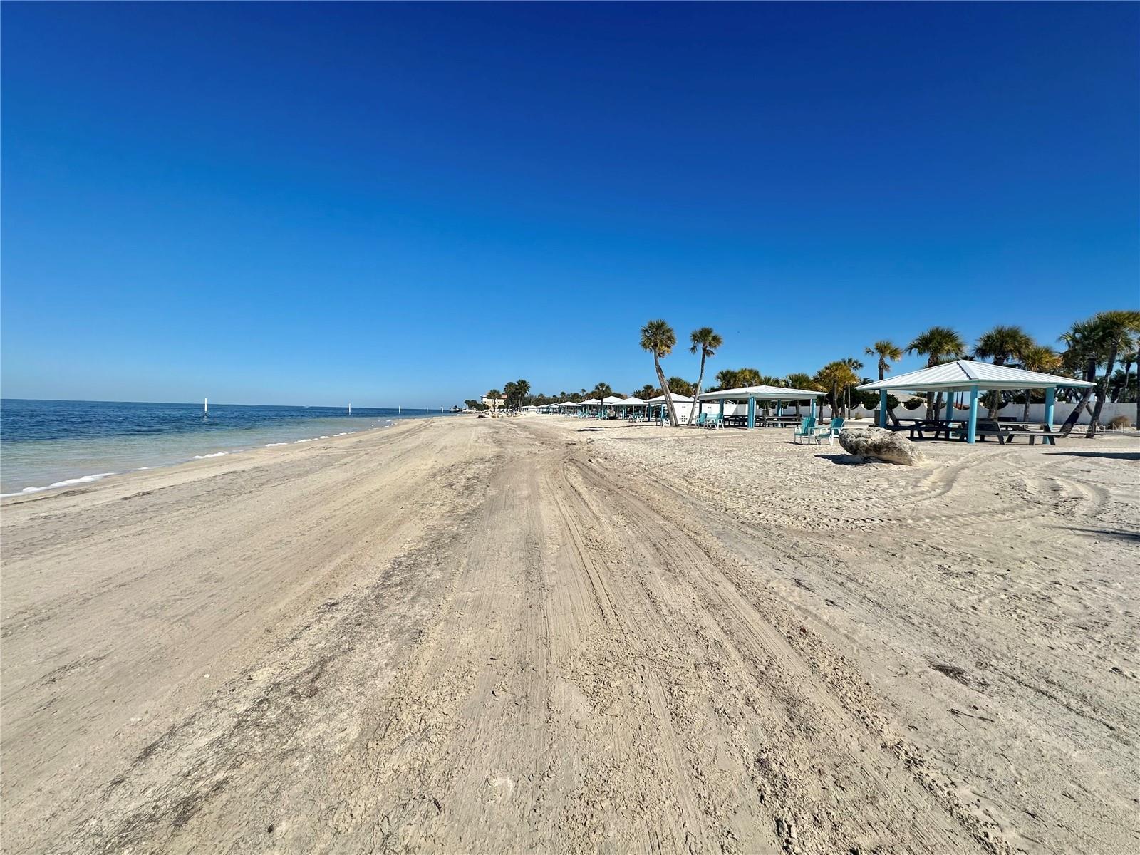 FLOR A MAR - Residential