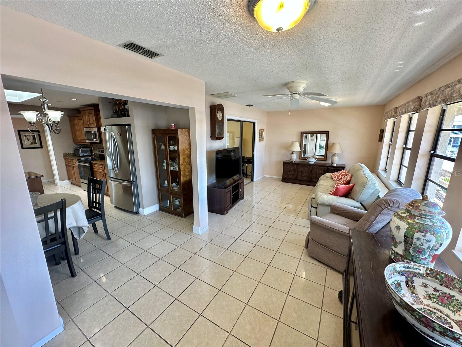 FLOR A MAR - Residential