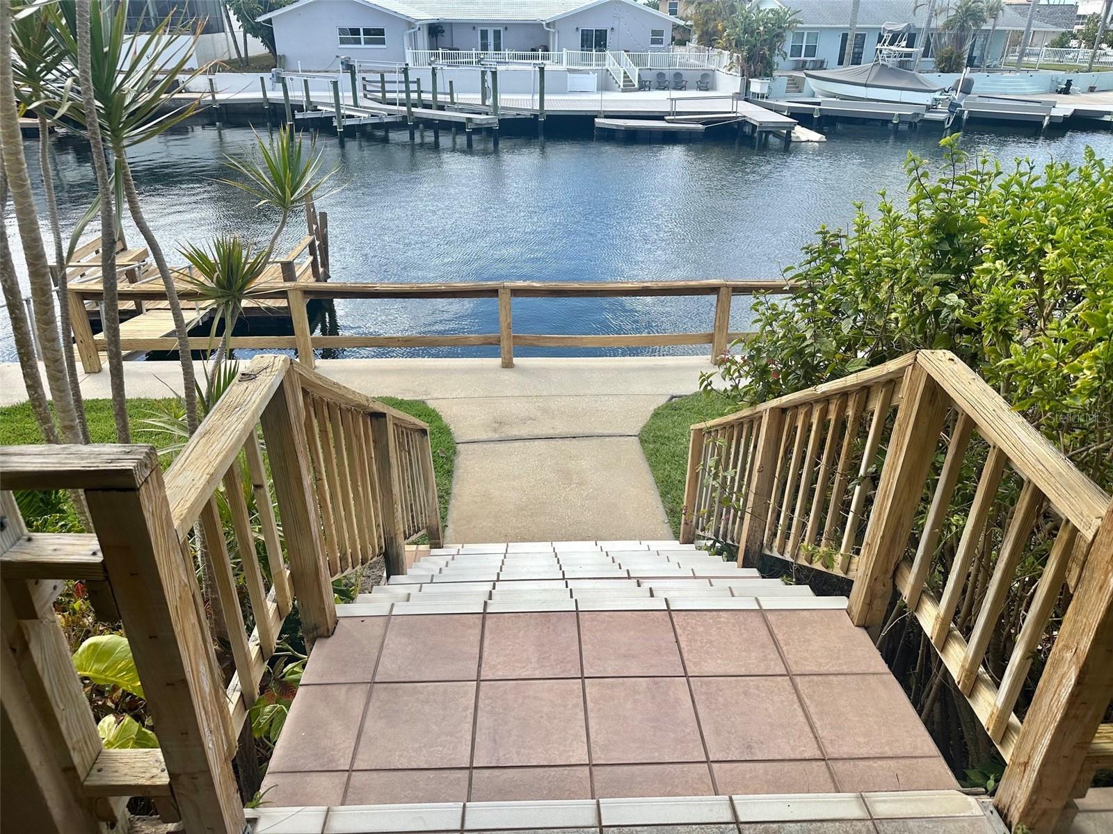 FLOR A MAR - Residential