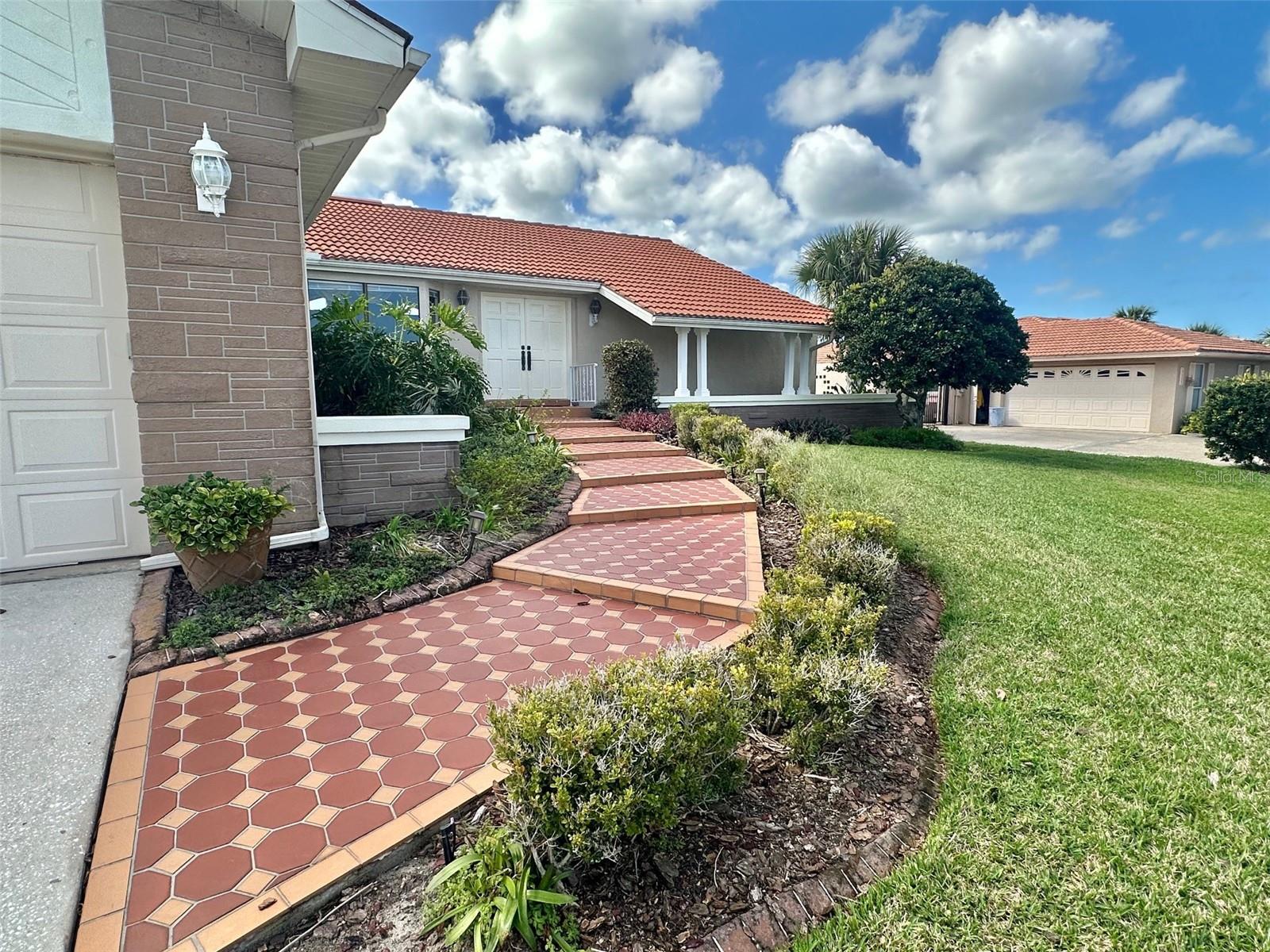 FLOR A MAR - Residential