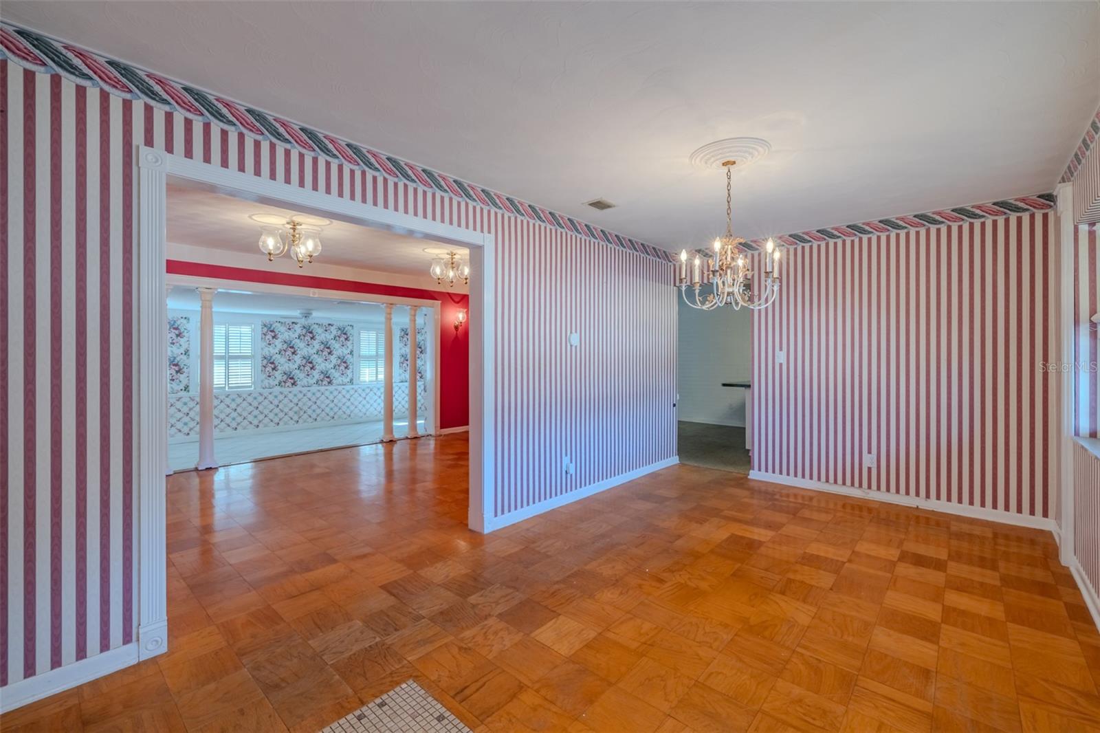 VAN SANT SUB - Residential