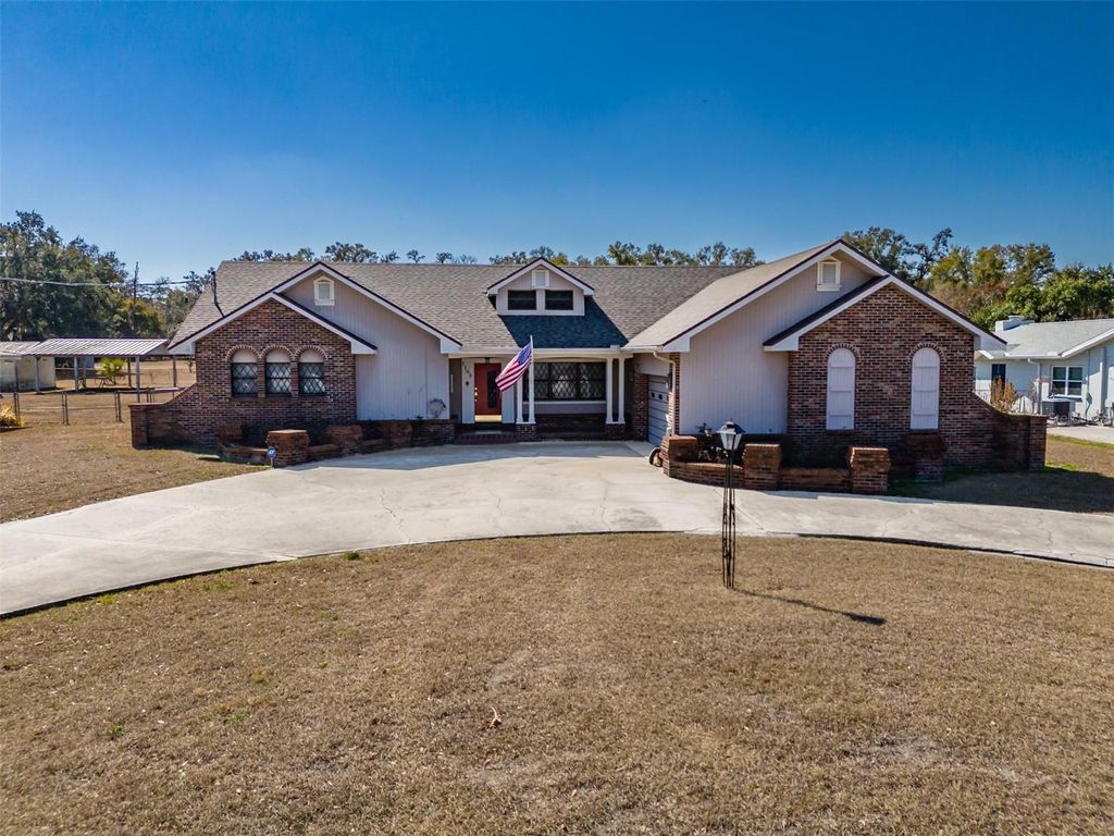 Photo of 1109 Orangewalk Drive, Brandon, FL 33511 (MLS # TB8476905)