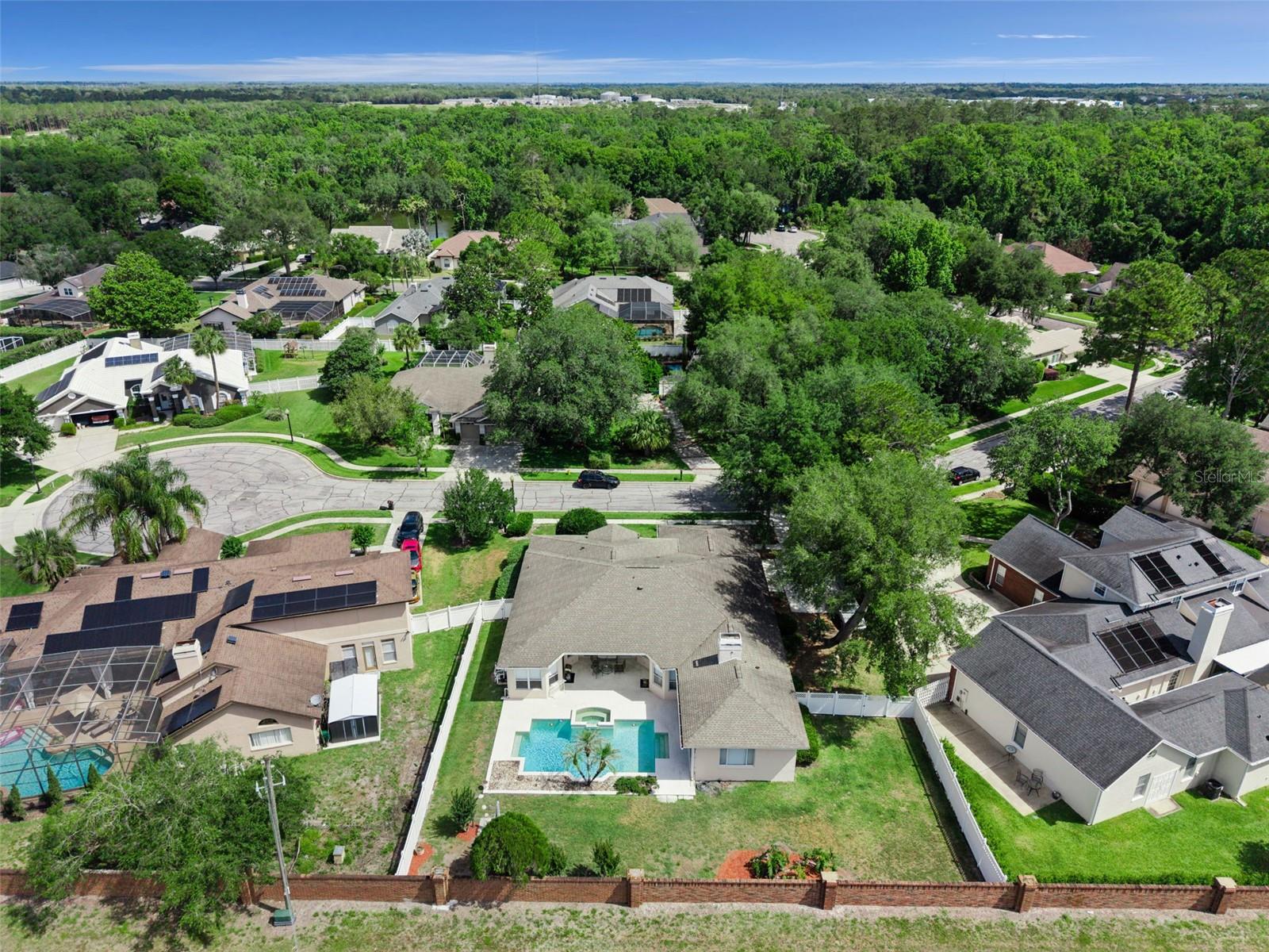 RIVER WALK - Residential