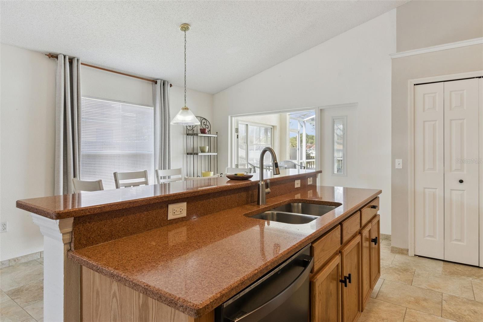 HUNTERS GREENE PH 01 - Residential