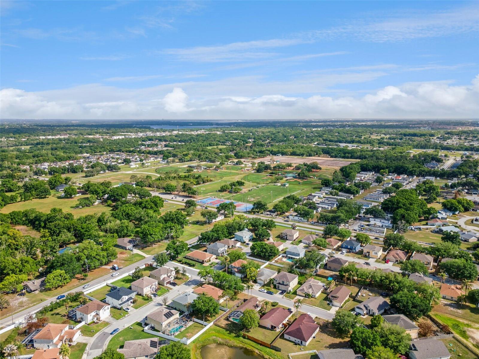 HUNTERS GREENE PH 01 - Residential