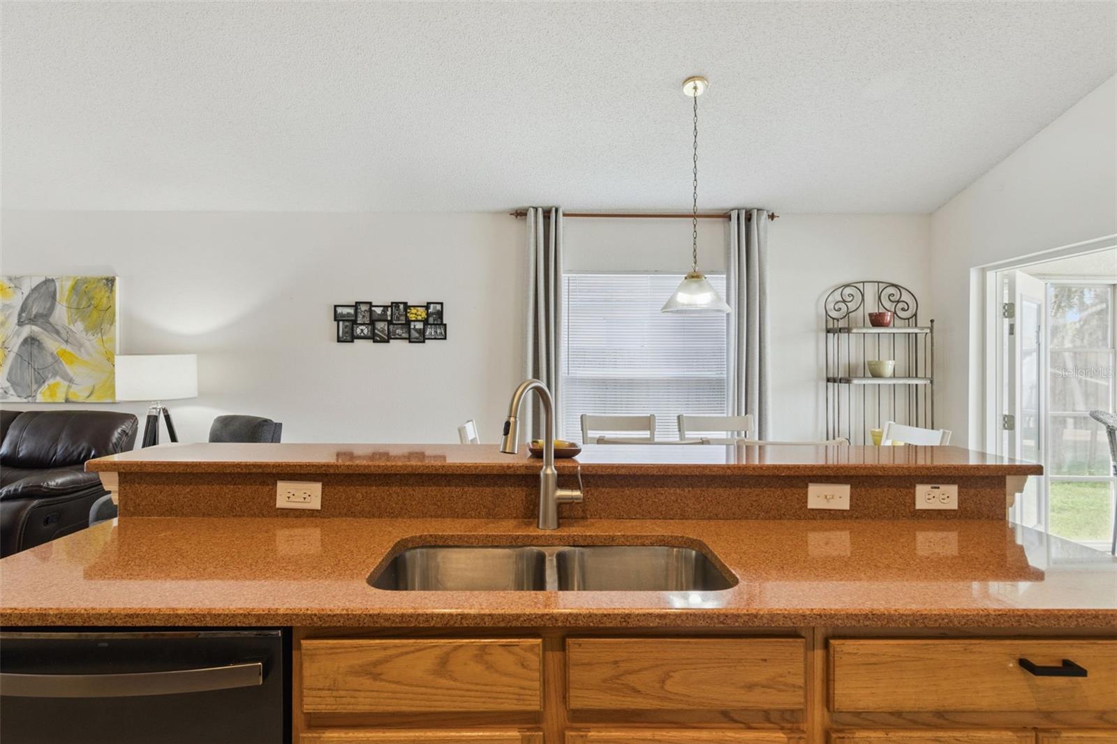 HUNTERS GREENE PH 01 - Residential