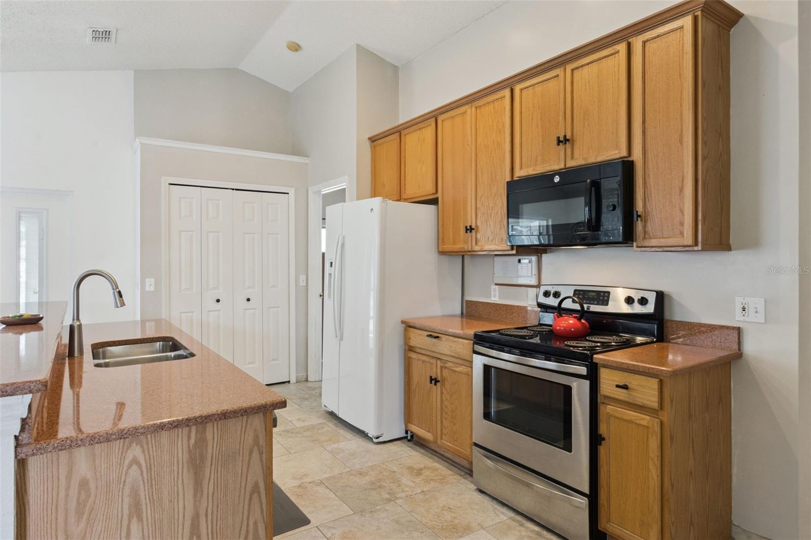 HUNTERS GREENE PH 01 - Residential