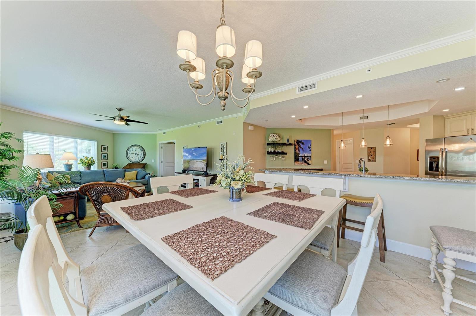 PALMA SOLA BAY CLUB PH 1 - Residential