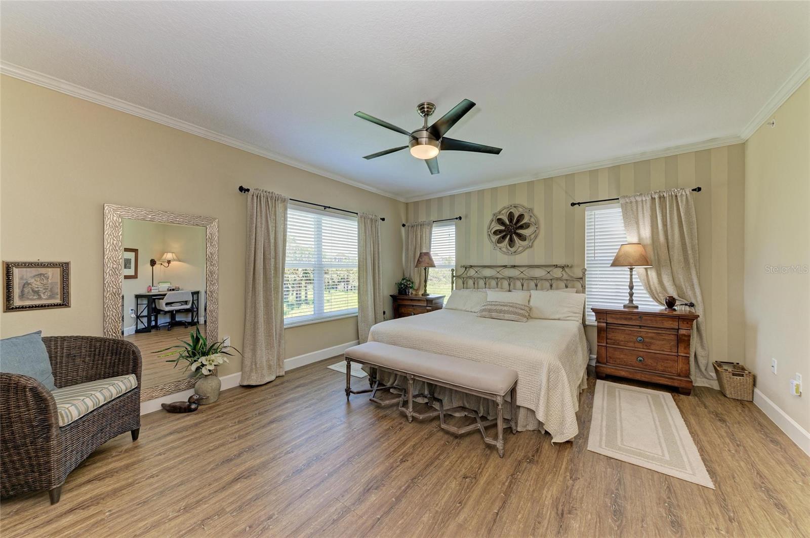 PALMA SOLA BAY CLUB PH 1 - Residential