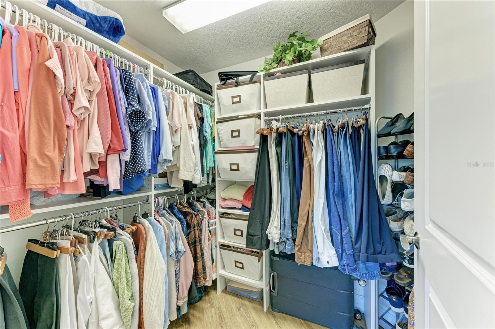 PALMA SOLA BAY CLUB PH 1 - Residential