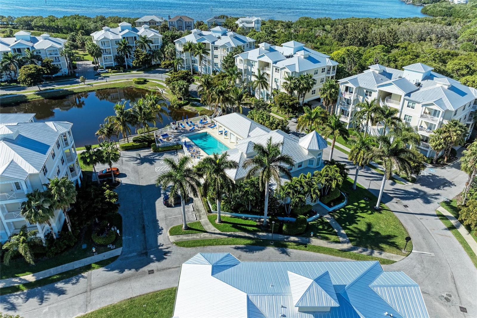 PALMA SOLA BAY CLUB PH 1 - Residential