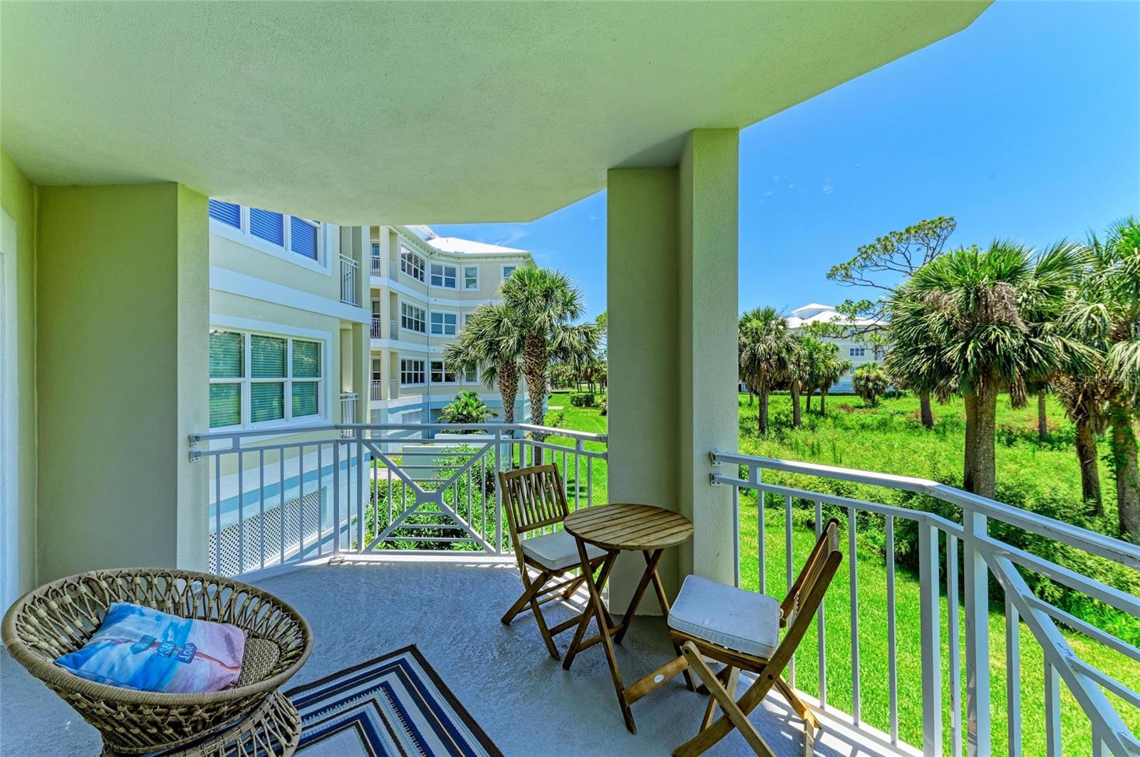 PALMA SOLA BAY CLUB PH 1 - Residential