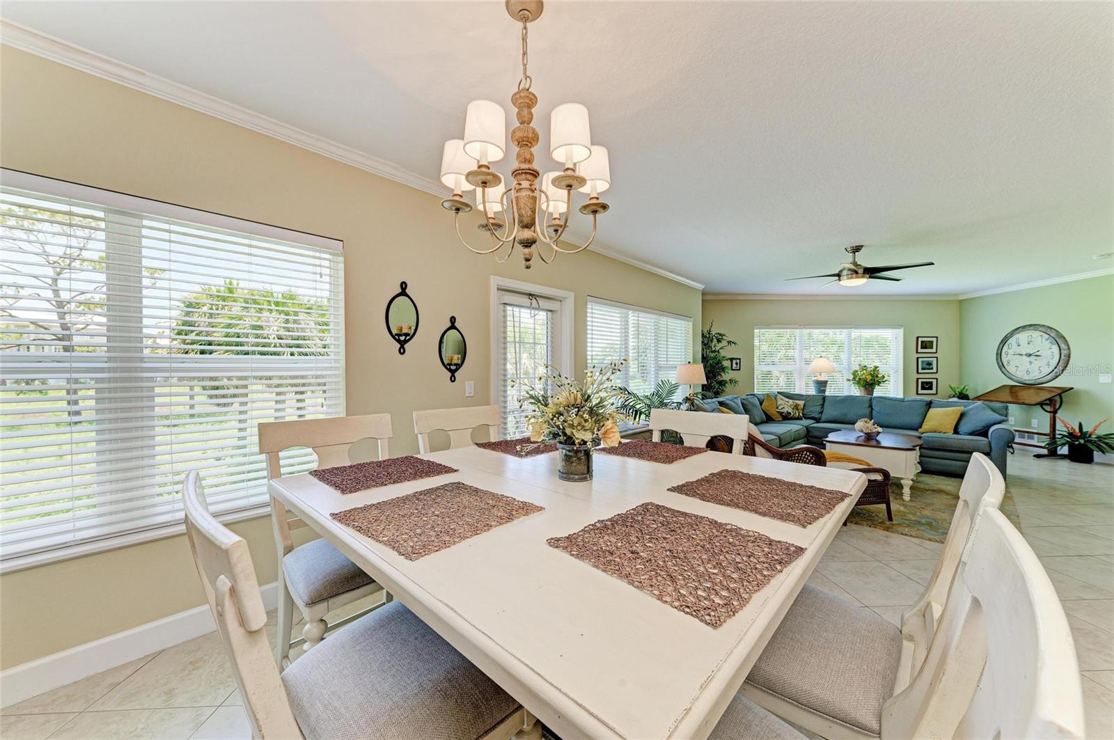 PALMA SOLA BAY CLUB PH 1 - Residential