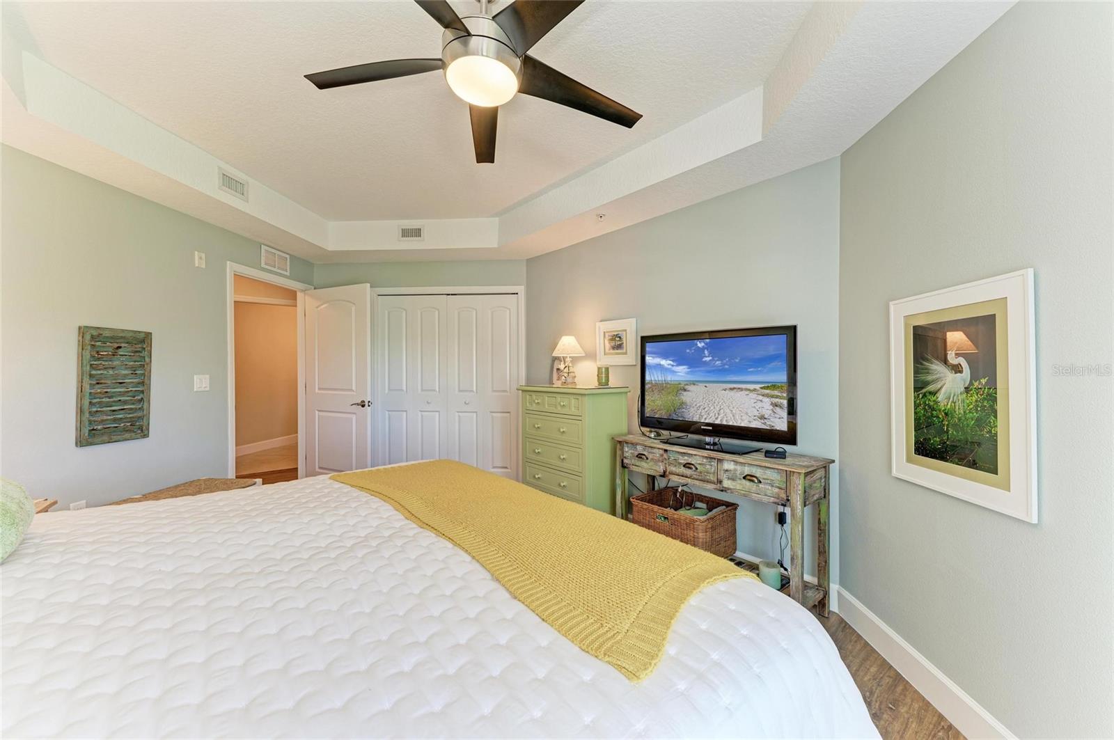 PALMA SOLA BAY CLUB PH 1 - Residential