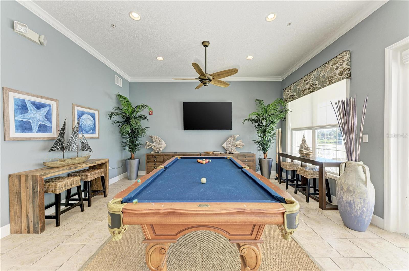 PALMA SOLA BAY CLUB PH 1 - Residential