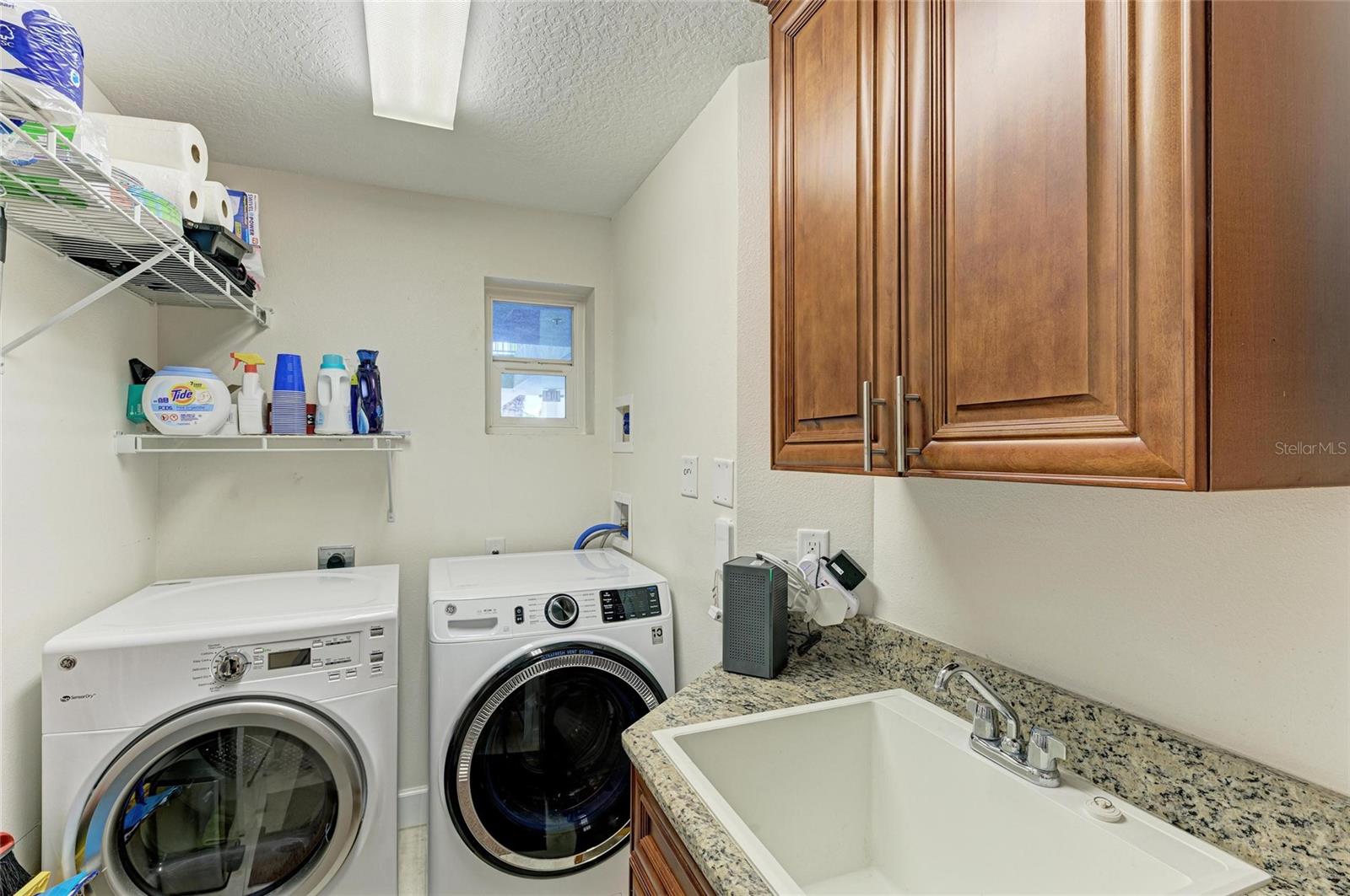 PALMA SOLA BAY CLUB PH 1 - Residential